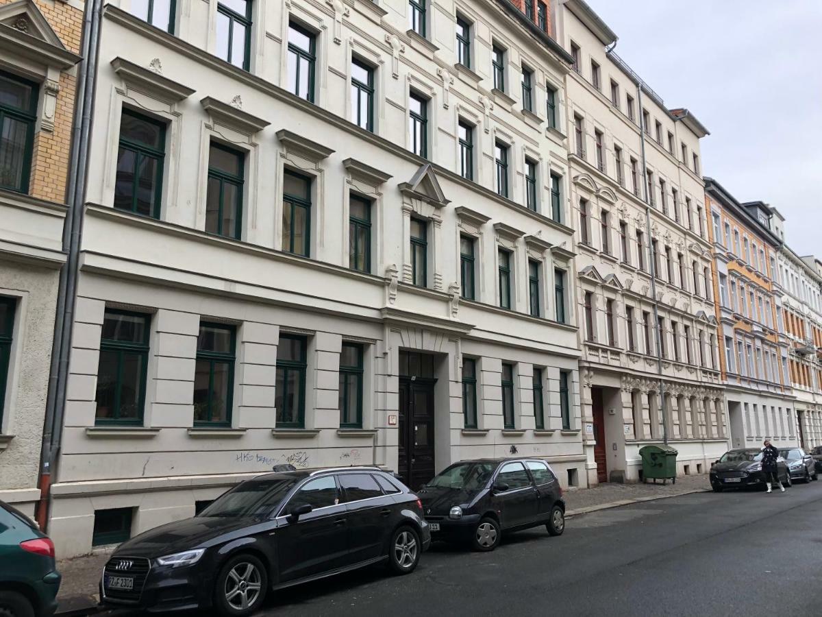 Kuschelige Dachgeschosswohnung Am Clarapark Leipzig Buitenkant foto